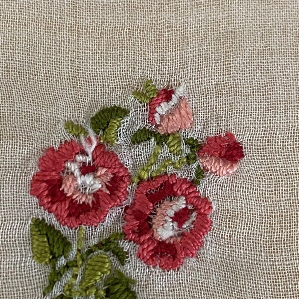 Vintage Mid Century Cotton Embroidered Red Roses Scarf Handkerchief‎ 11" Square - Picture 3 of 16